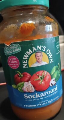 Peppers, spices & the whole shebang! pasta sauce