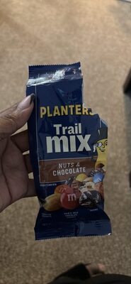 Trail mix Nuts & Chocolate