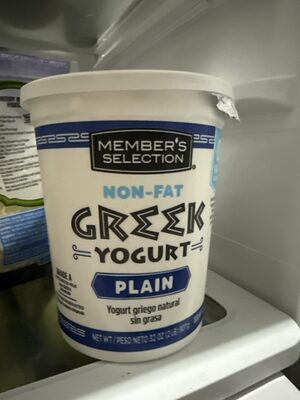 Non fat plain Greek Yogurt