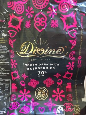 Smooth dark with raspberries 70% cocoa