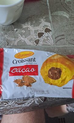Croissant crema cu cacao