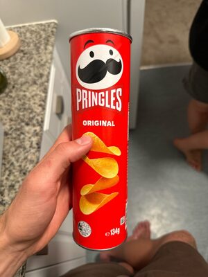 Pringles Original Salted Potato Chips 134g