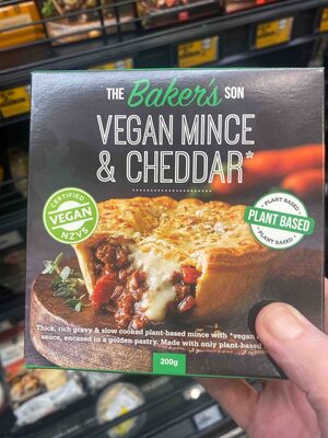 Vegan Mince & Cheddar